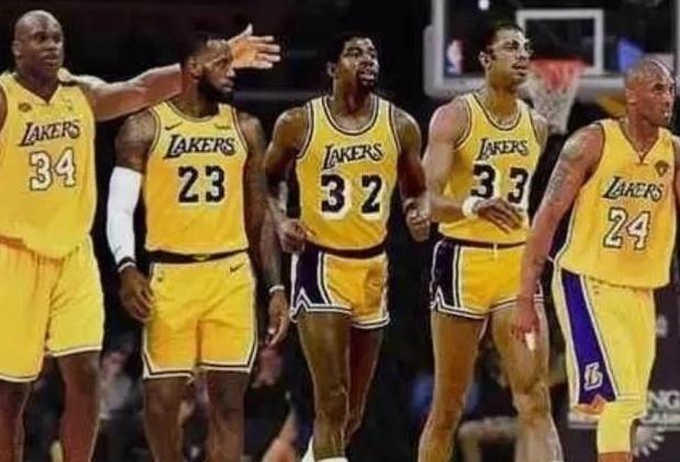 排面，泰州当地路牌上写着“苏超冠军城，泰州欢迎您”（泰州路牌打出“苏超冠军城，泰州欢迎您”，排面十足）