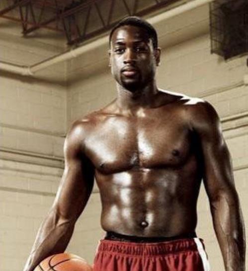 维拉蒂：不排除明年去意甲首次效力，我会在年底看看情况（维拉蒂：或于明年首度征战意甲，年底再做决定）