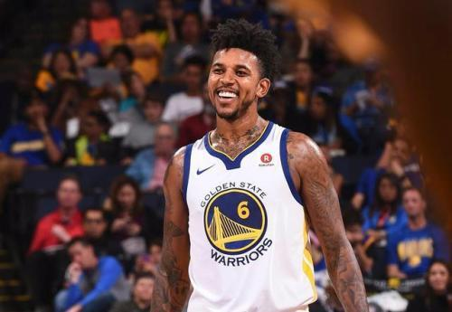 图片报：米兰对金玟哉感兴趣，在今夏就曾观察过他（米兰有意引进金玟哉，今夏已对其考察）